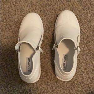 White Steve Madden Wedge Tennis Shoes size 9